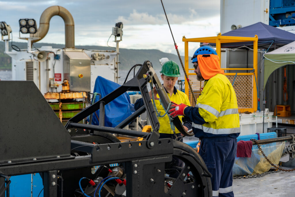 210706_Trevor and Mark prepping the deep tow camera _Robert French-Museums Victoria